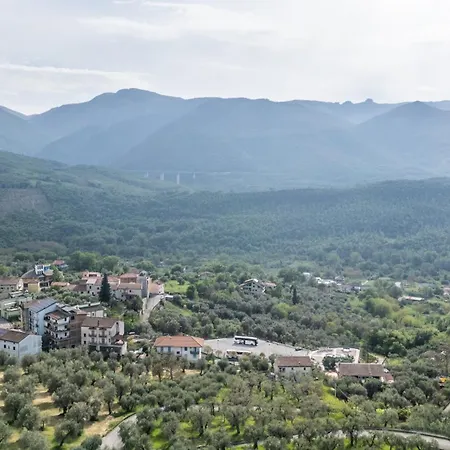 Da Donata - A Private Retreat Villa Pertosa